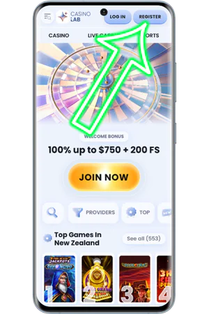 Australian player selecting licensed casino